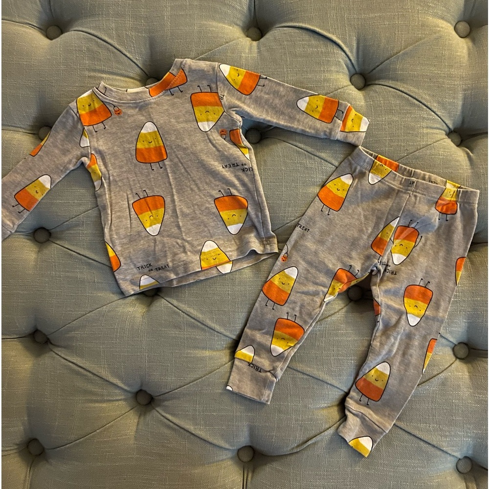 12M Candy Corn Patterned Pajama Set